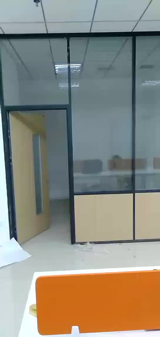 办公玻璃隔断 活动隔断调光玻璃隔断 百叶玻璃隔断白钢玻璃隔断