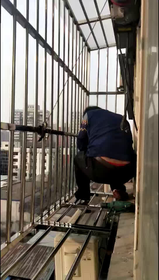 窗戶定做五棵松安裝不銹鋼護(hù)欄防盜門(mén)防盜窗電焊加工