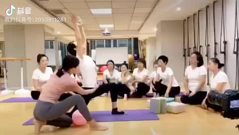 盘锦瑜伽教练培训，适合女生的高薪自由职业