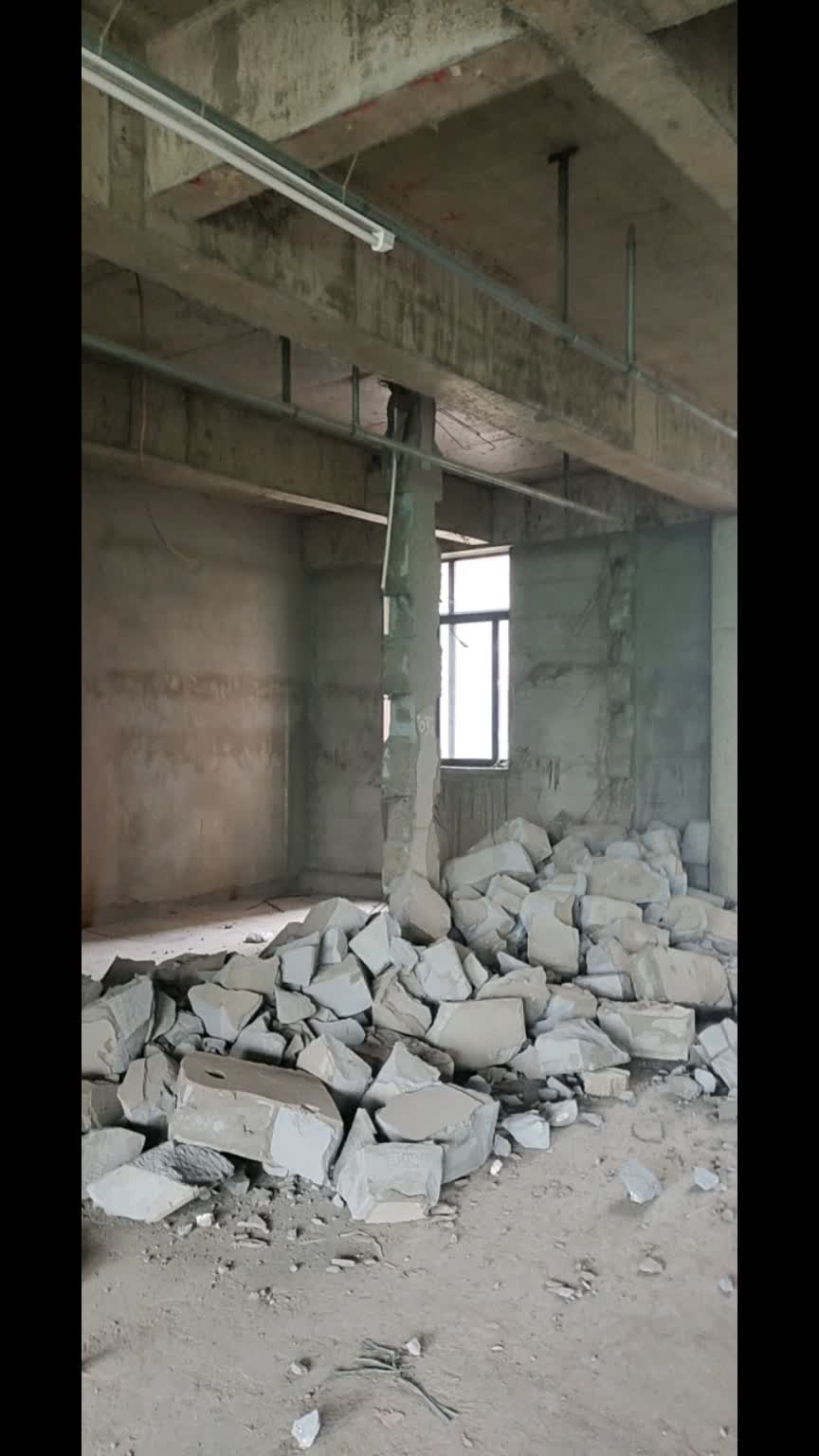 杨家将专业砸墙拆除内外墙、泥工团队二十四小时施工